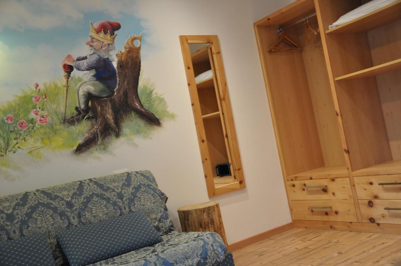 Alpenlife Hotel Someda โมเอนา ภายนอก รูปภาพ